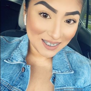 Meet your Posher, Jennie